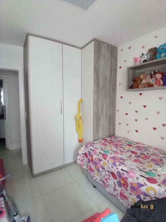 Apartamento à venda com 3 quartos, 96m² - Foto 8