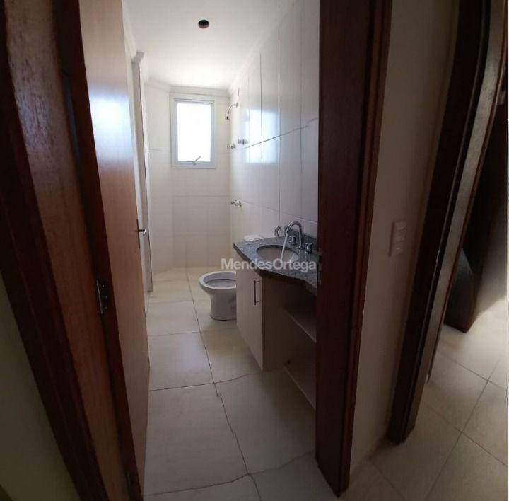 Apartamento para alugar com 2 quartos, 63m² - Foto 10