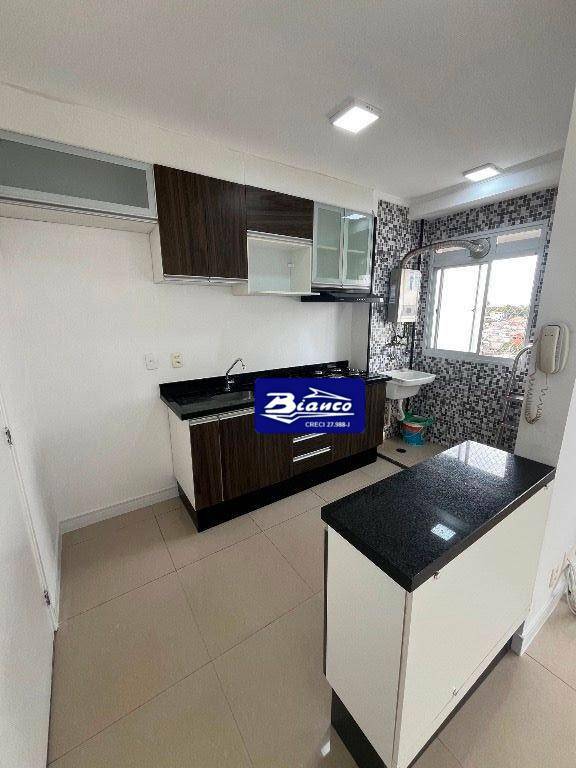 Apartamento para alugar com 2 quartos, 43m² - Foto 6