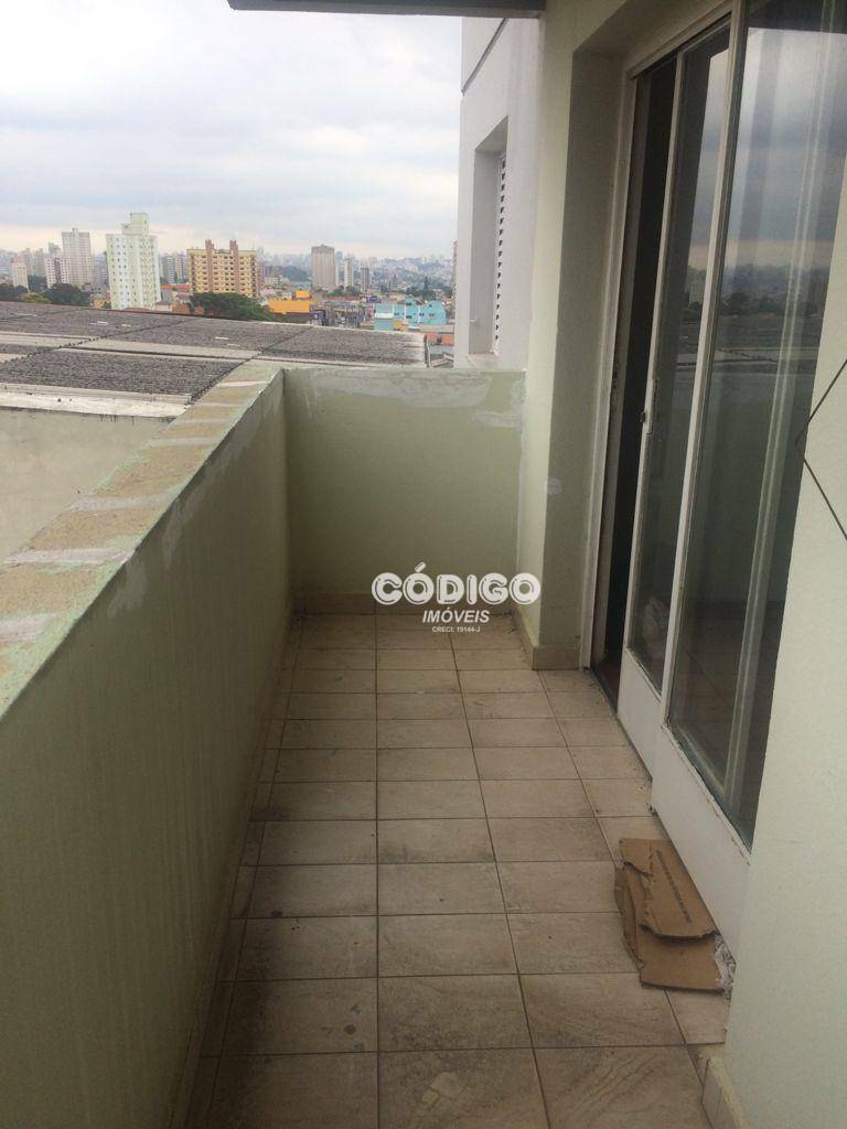 Apartamento à venda com 2 quartos, 82m² - Foto 4