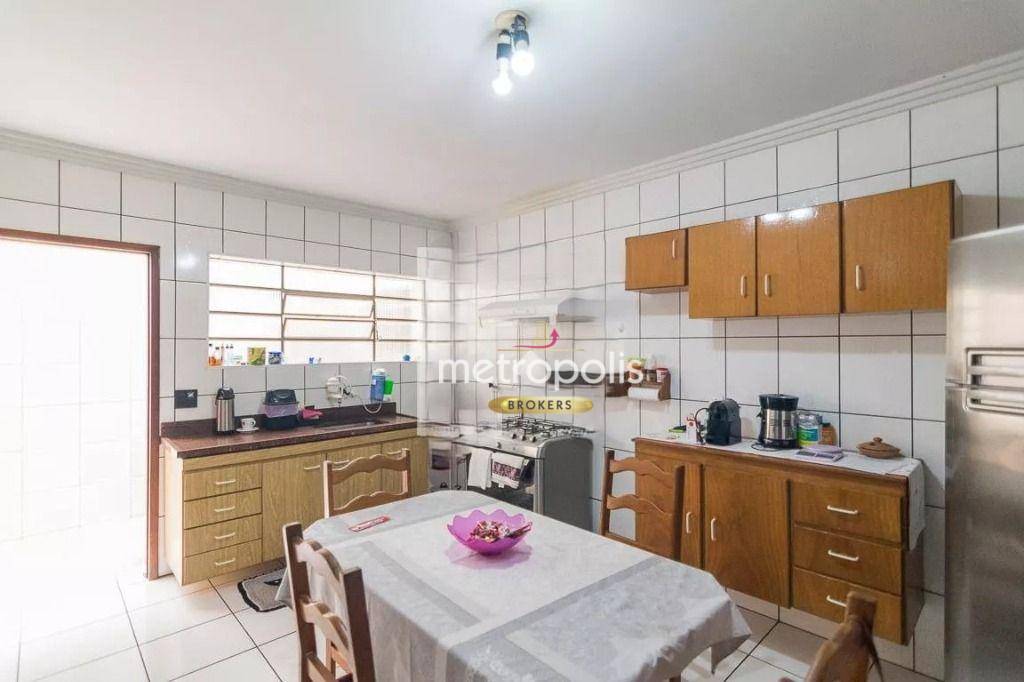 Sobrado à venda com 3 quartos, 300m² - Foto 8