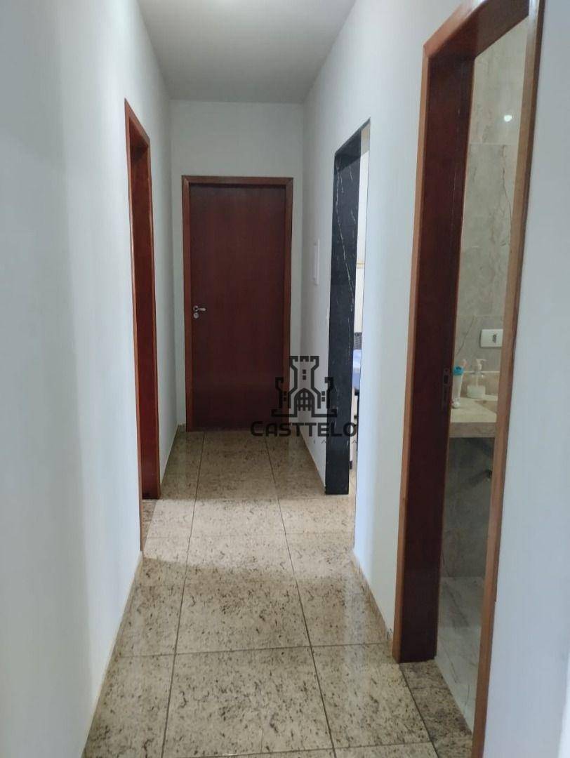 Casa à venda com 4 quartos, 180m² - Foto 5