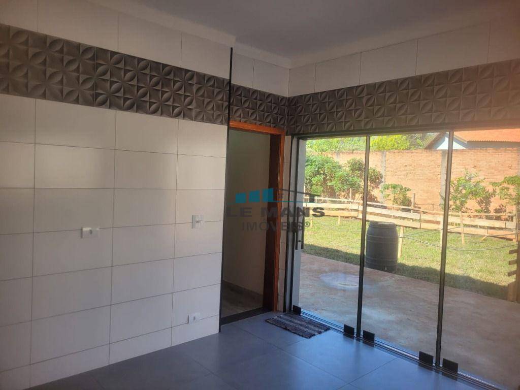 Chácara à venda com 3 quartos, 230m² - Foto 5