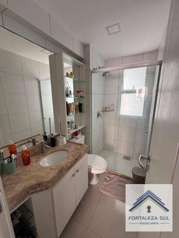 Apartamento à venda com 3 quartos, 70m² - Foto 18