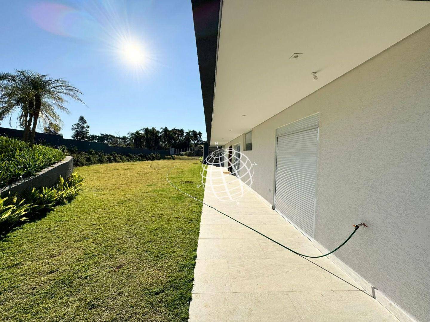 Casa à venda com 6 quartos, 900m² - Foto 4