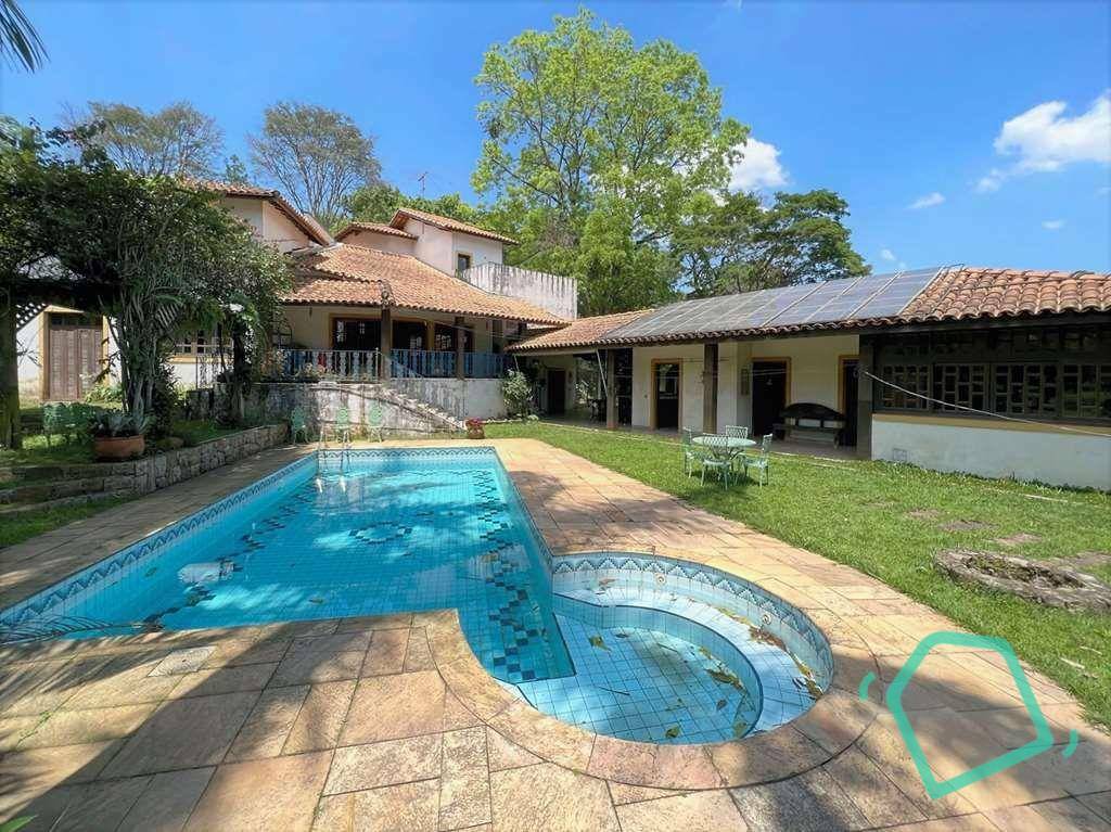 Casa de Condomínio à venda com 3 quartos, 545m² - Foto 1