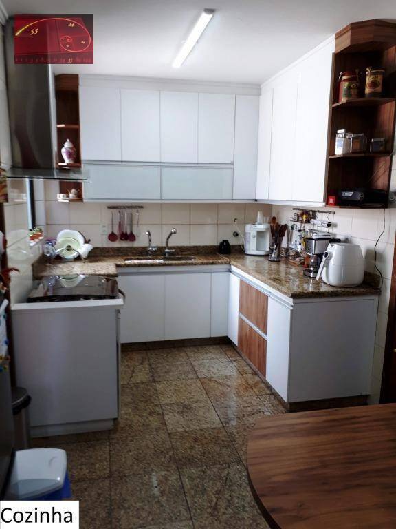 Apartamento à venda com 4 quartos, 151m² - Foto 11