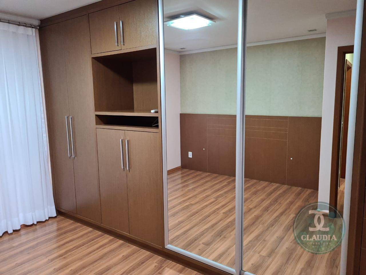 Apartamento à venda com 3 quartos, 208m² - Foto 14