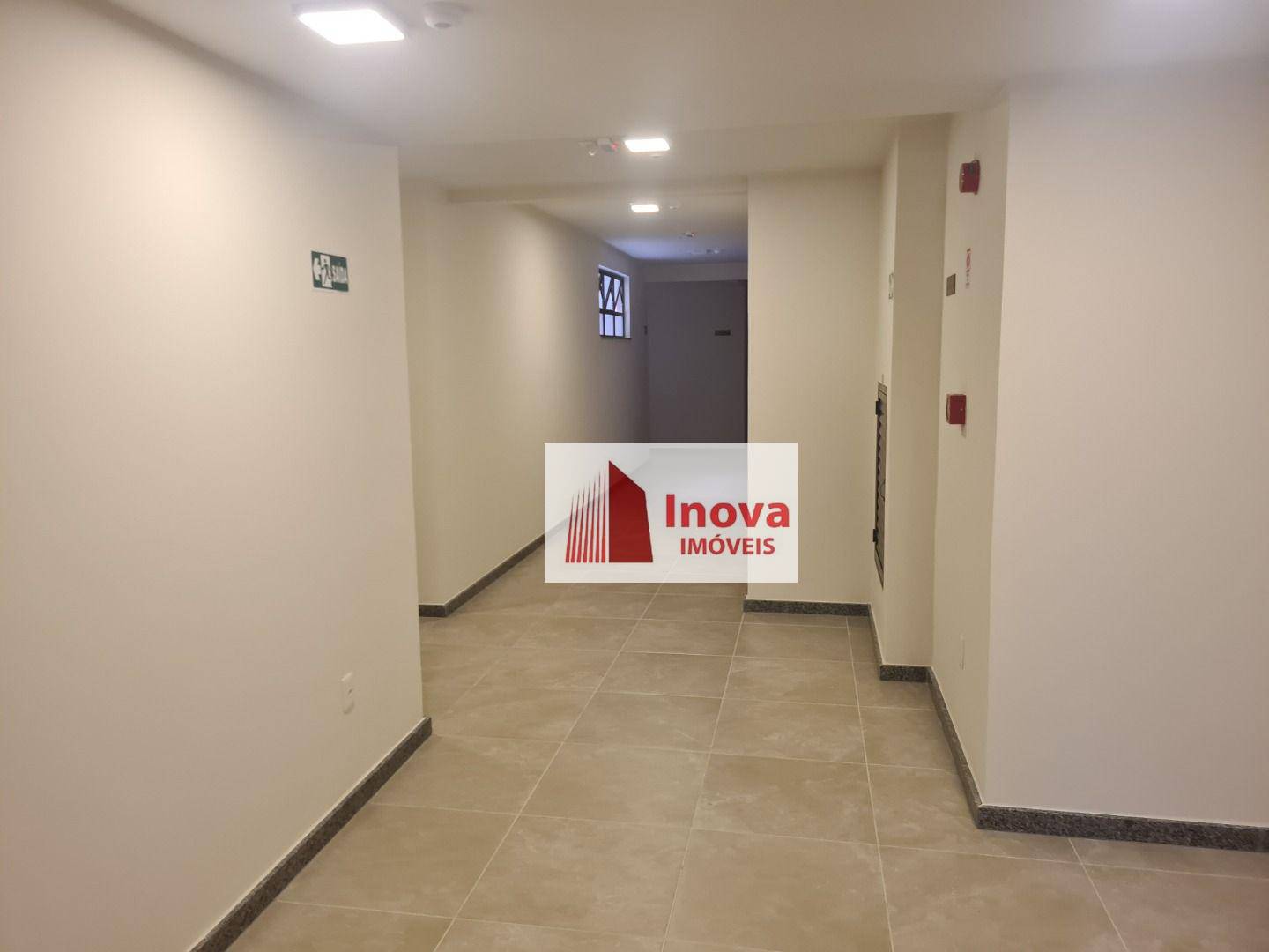 Apartamento à venda com 2 quartos, 110m² - Foto 3