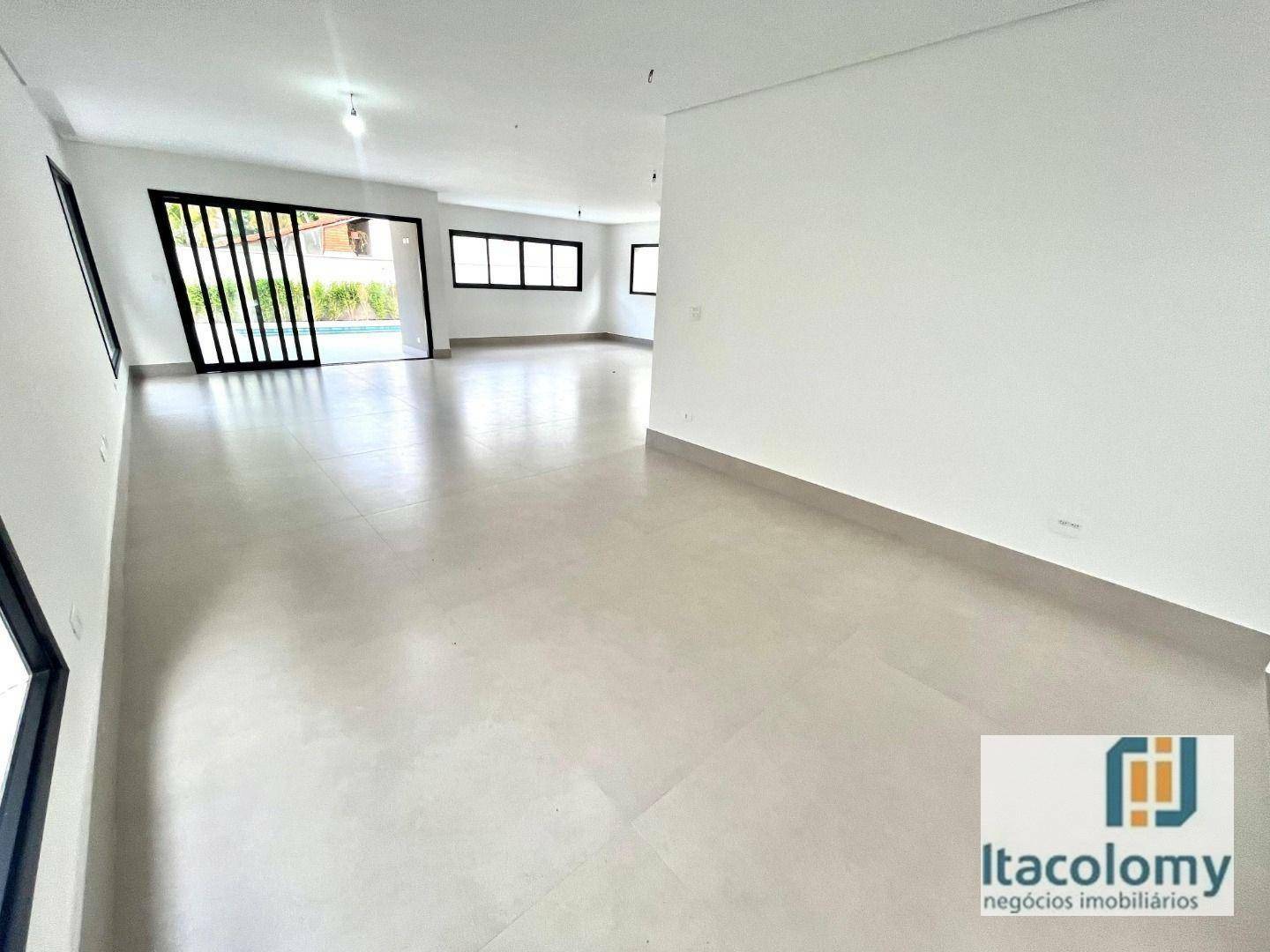 Casa de Condomínio à venda com 4 quartos, 276m² - Foto 4