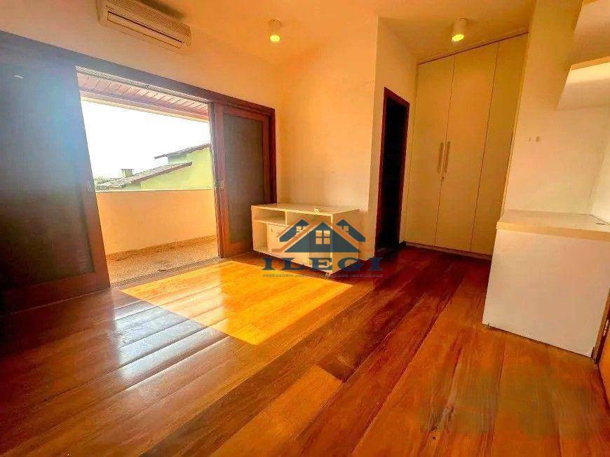 Casa de Condomínio à venda com 4 quartos, 450m² - Foto 13