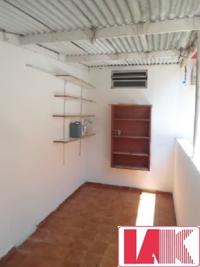 Casa para alugar com 2 quartos, 90m² - Foto 4