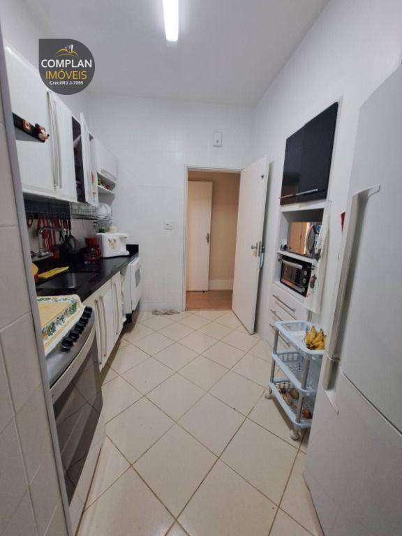 Apartamento à venda com 3 quartos, 140m² - Foto 16