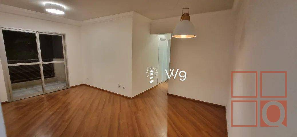 Apartamento à venda com 3 quartos, 70m² - Foto 1