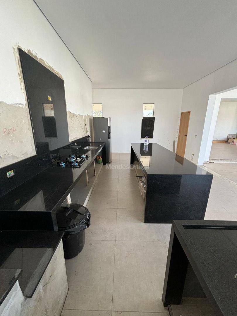 Casa de Condomínio à venda com 3 quartos, 512m² - Foto 5