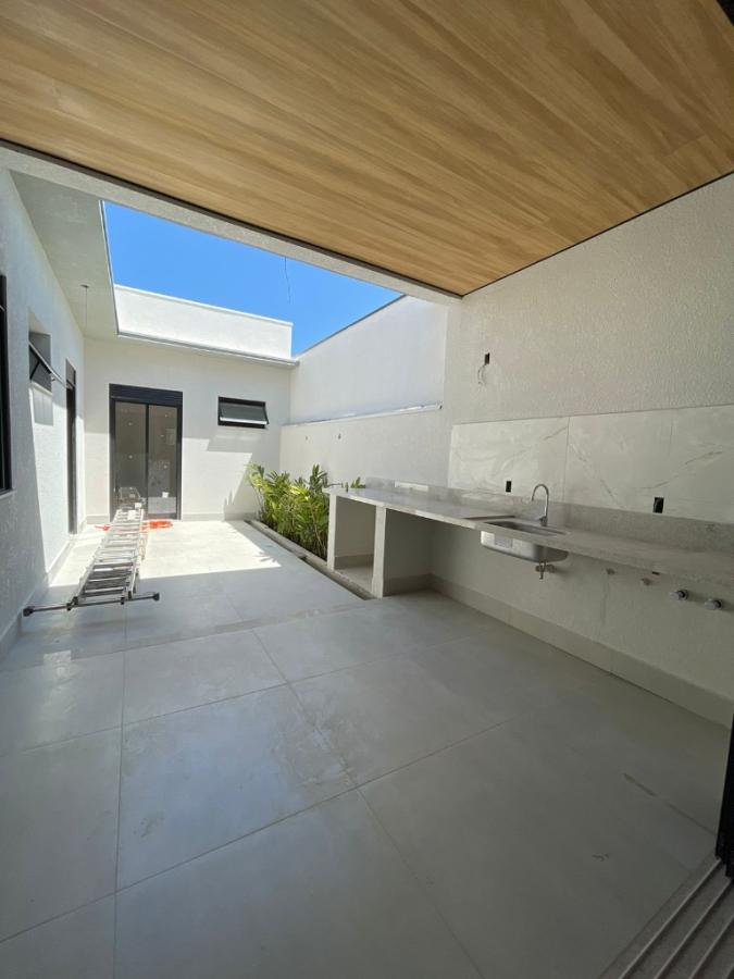 Casa à venda com 3 quartos, 200m² - Foto 8