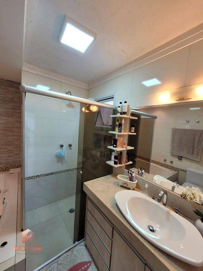 Casa de Condomínio à venda com 3 quartos, 183m² - Foto 32