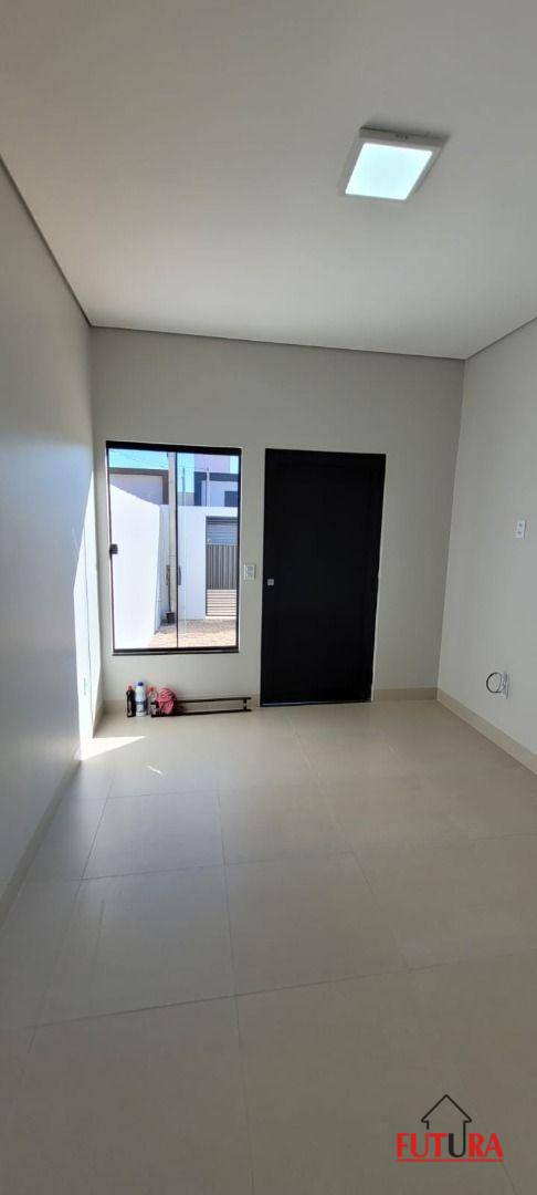 Casa à venda com 2 quartos, 65m² - Foto 28