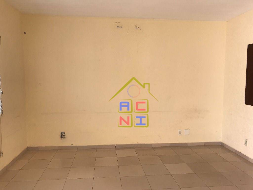 Sobrado à venda com 4 quartos, 300m² - Foto 3