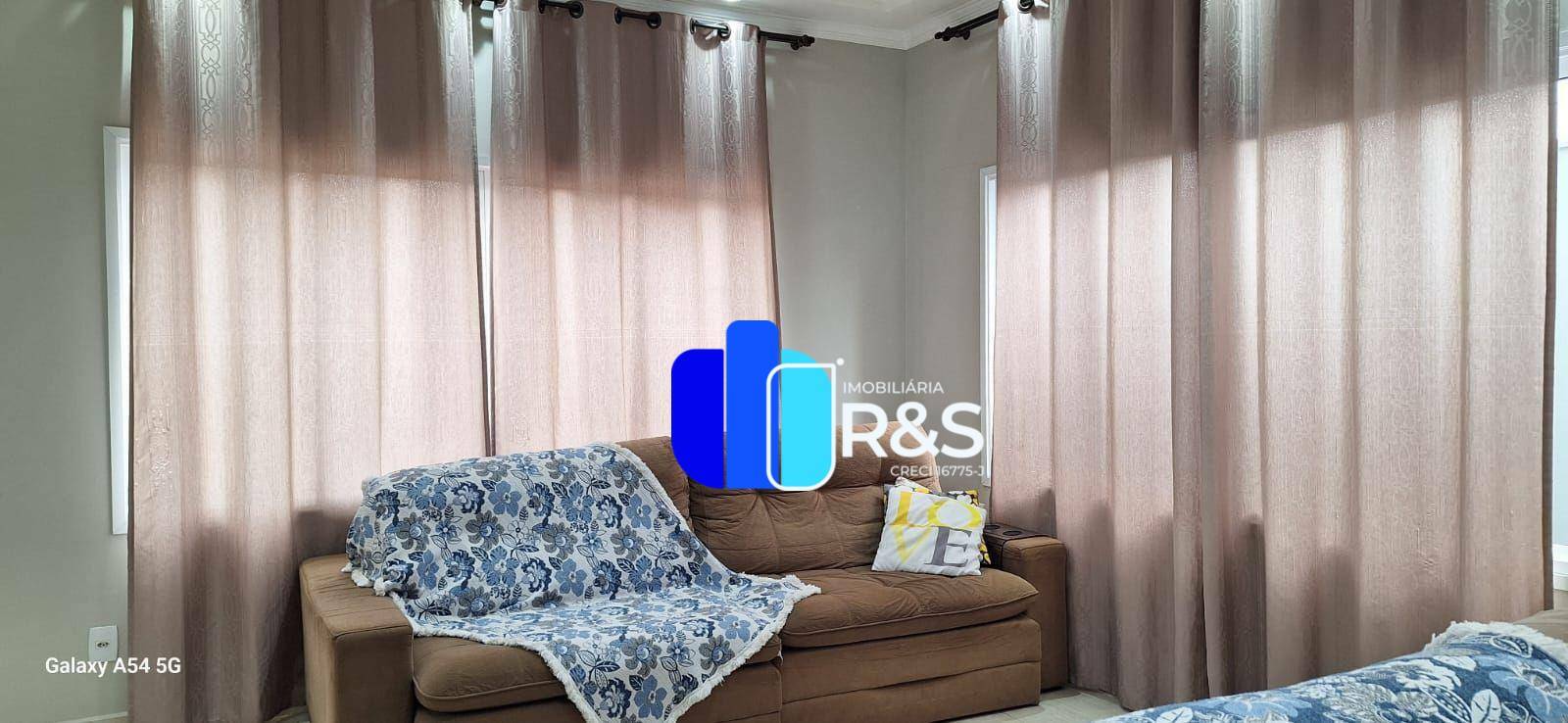 Casa de Condomínio para alugar com 3 quartos, 160m² - Foto 4