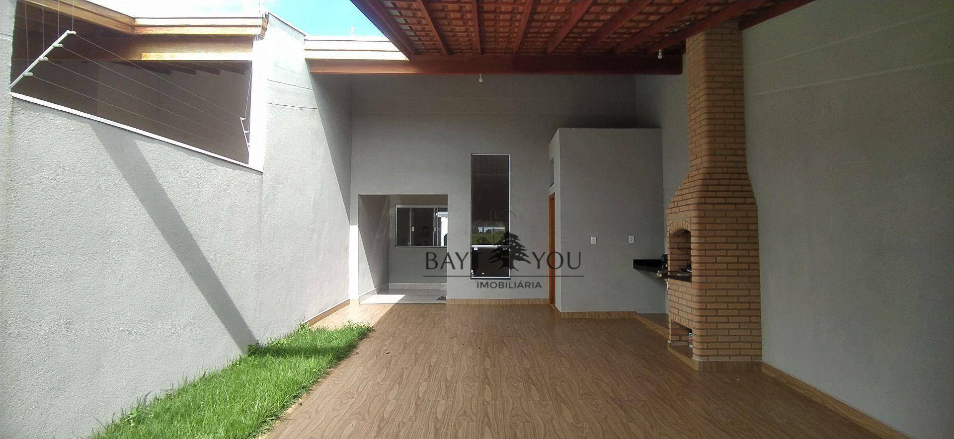 Casa para alugar com 3 quartos, 129m² - Foto 1