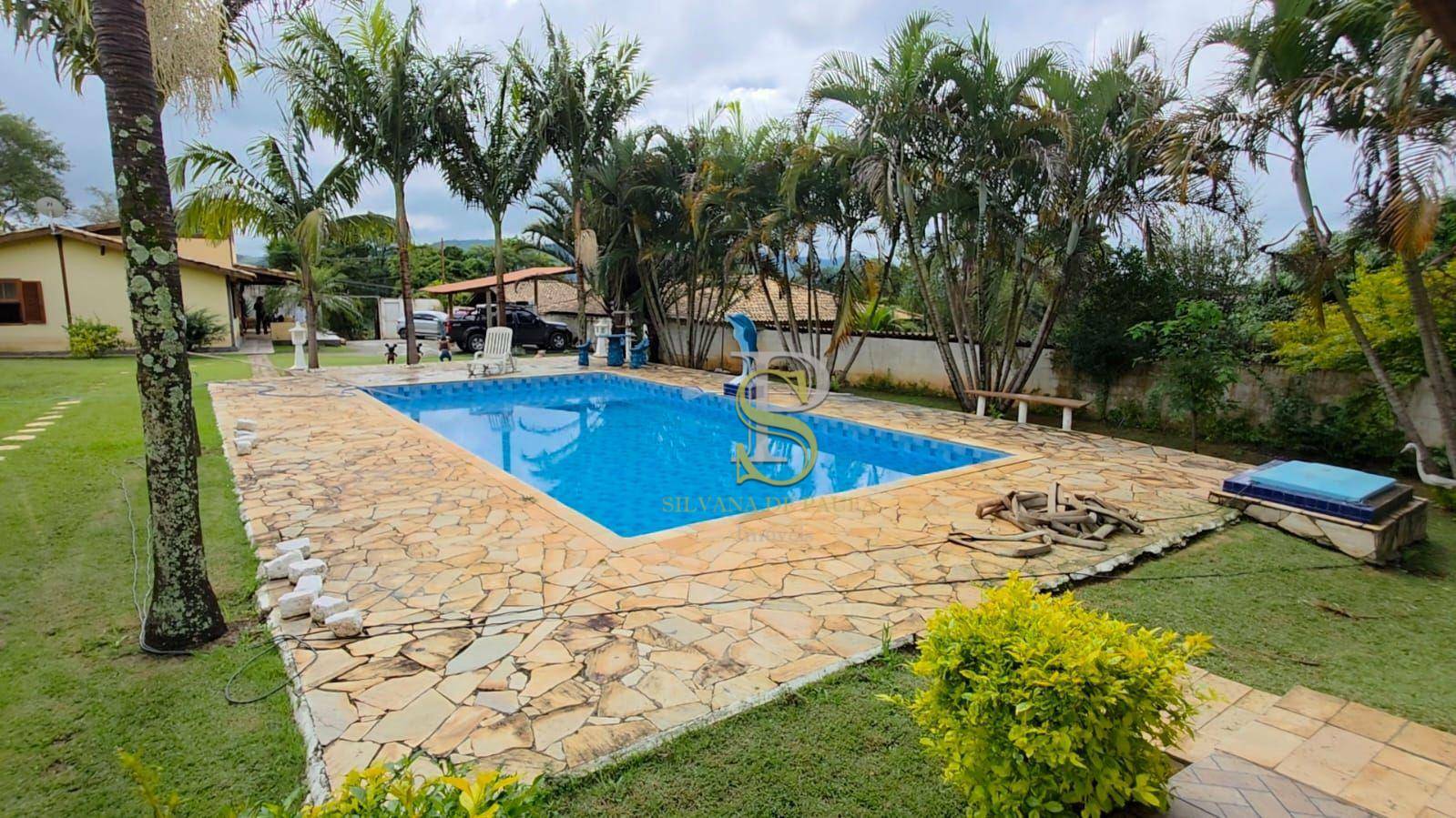 Chácara à venda com 5 quartos, 271m² - Foto 9