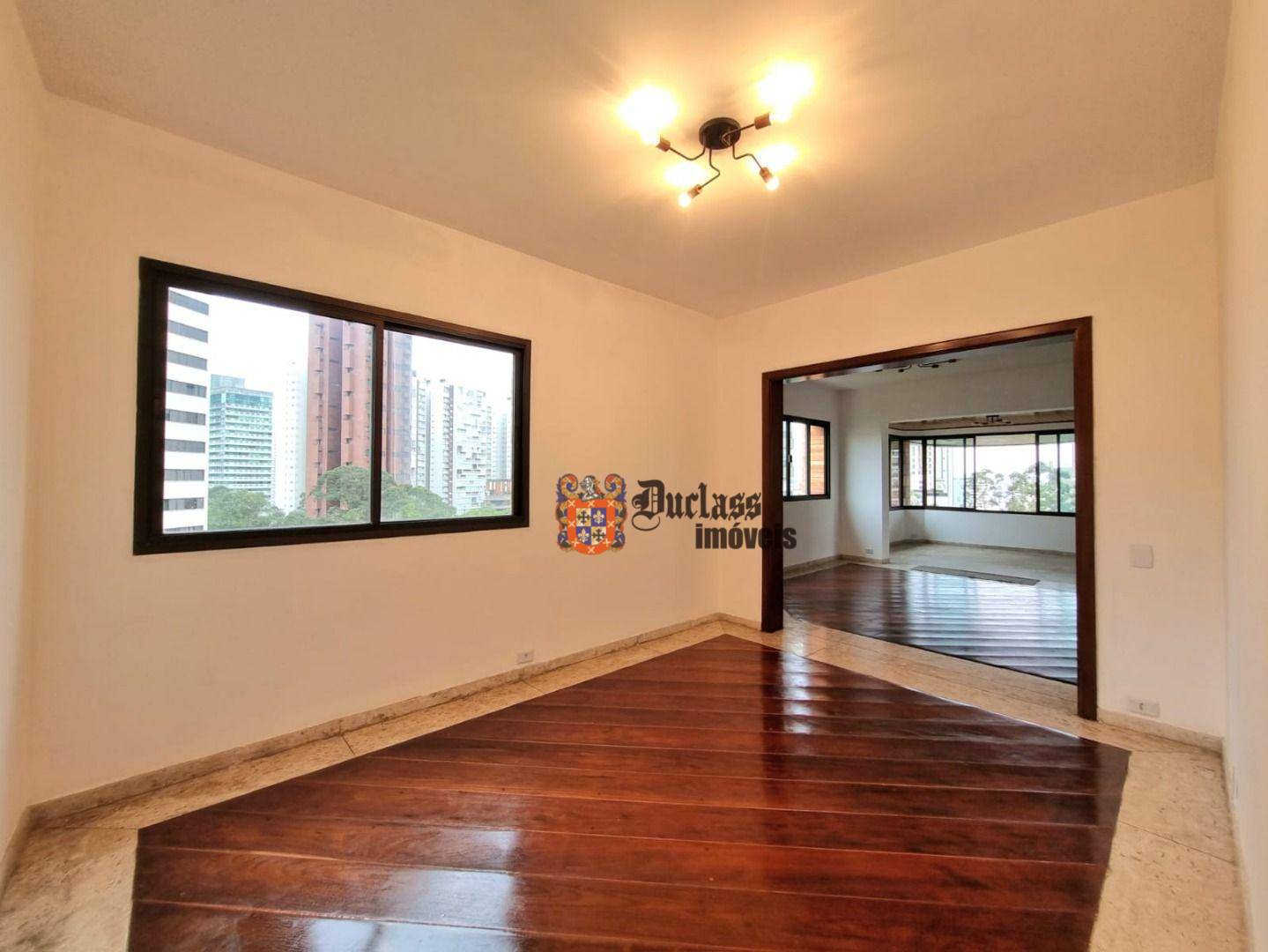 Cobertura à venda com 4 quartos, 236m² - Foto 2