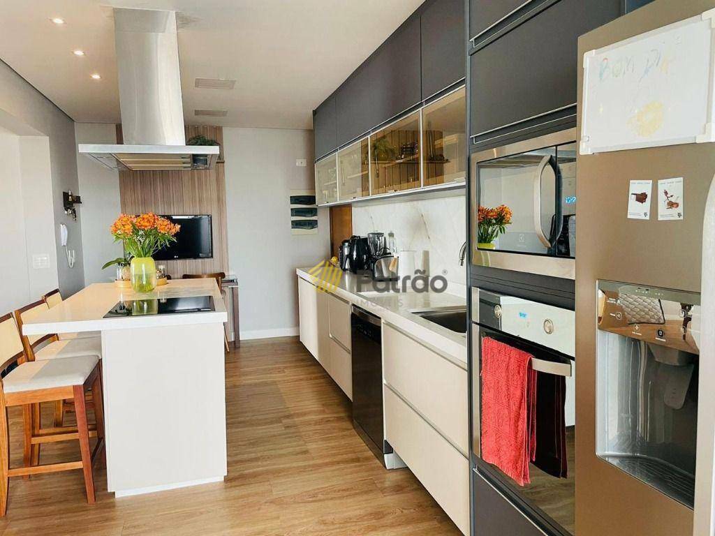 Apartamento à venda com 3 quartos, 158m² - Foto 32