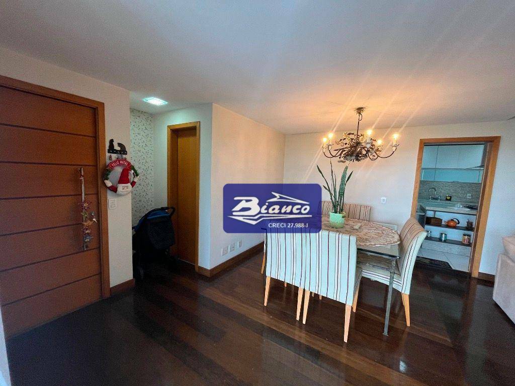 Apartamento à venda com 4 quartos, 168m² - Foto 8