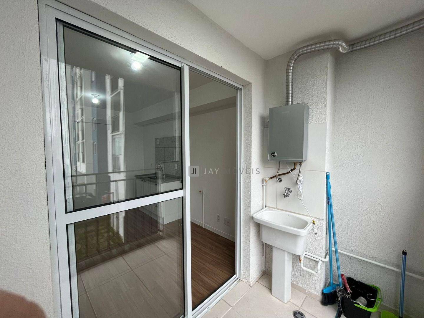 Apartamento para alugar com 2 quartos, 36m² - Foto 7