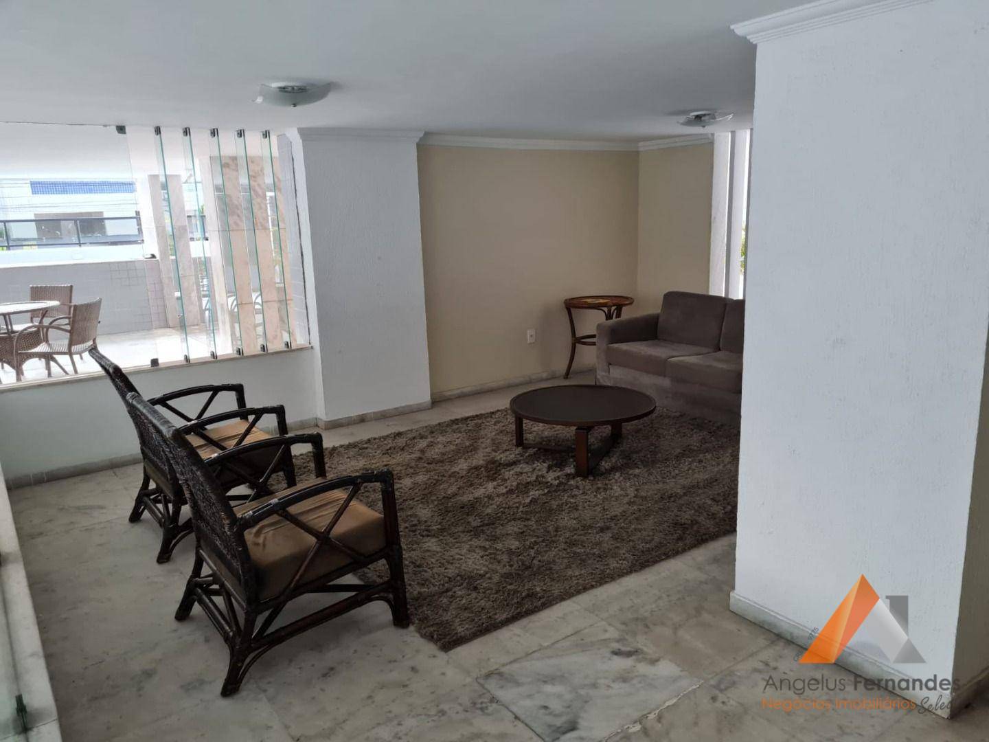 Apartamento à venda com 3 quartos, 98m² - Foto 4