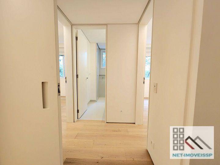 Apartamento à venda com 3 quartos, 211m² - Foto 43