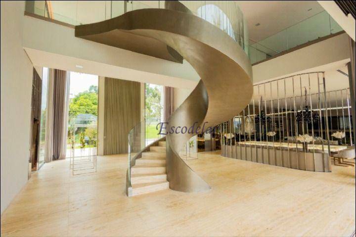 Casa de Condomínio à venda com 6 quartos, 3323m² - Foto 9