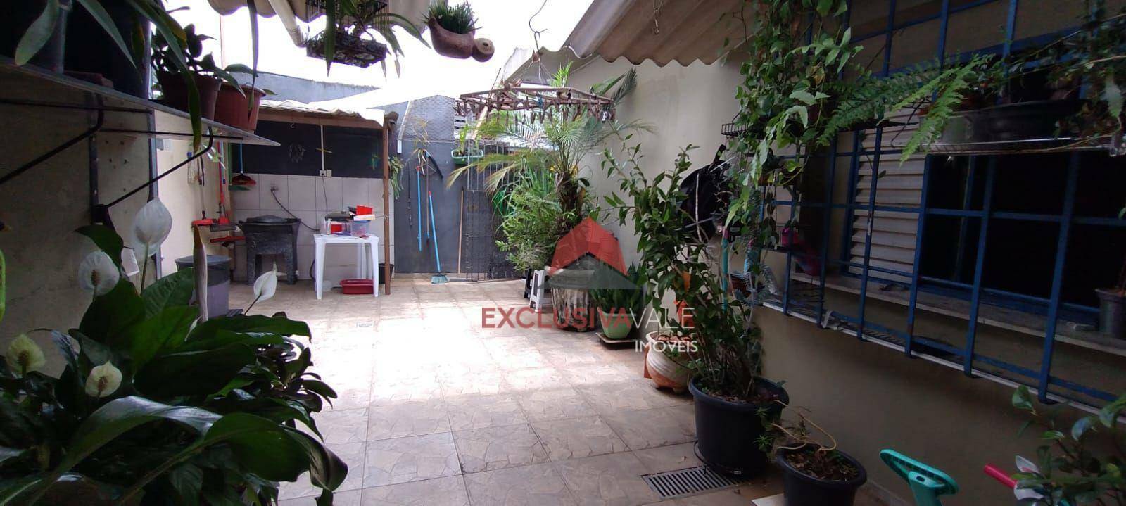 Casa à venda com 5 quartos, 290m² - Foto 17