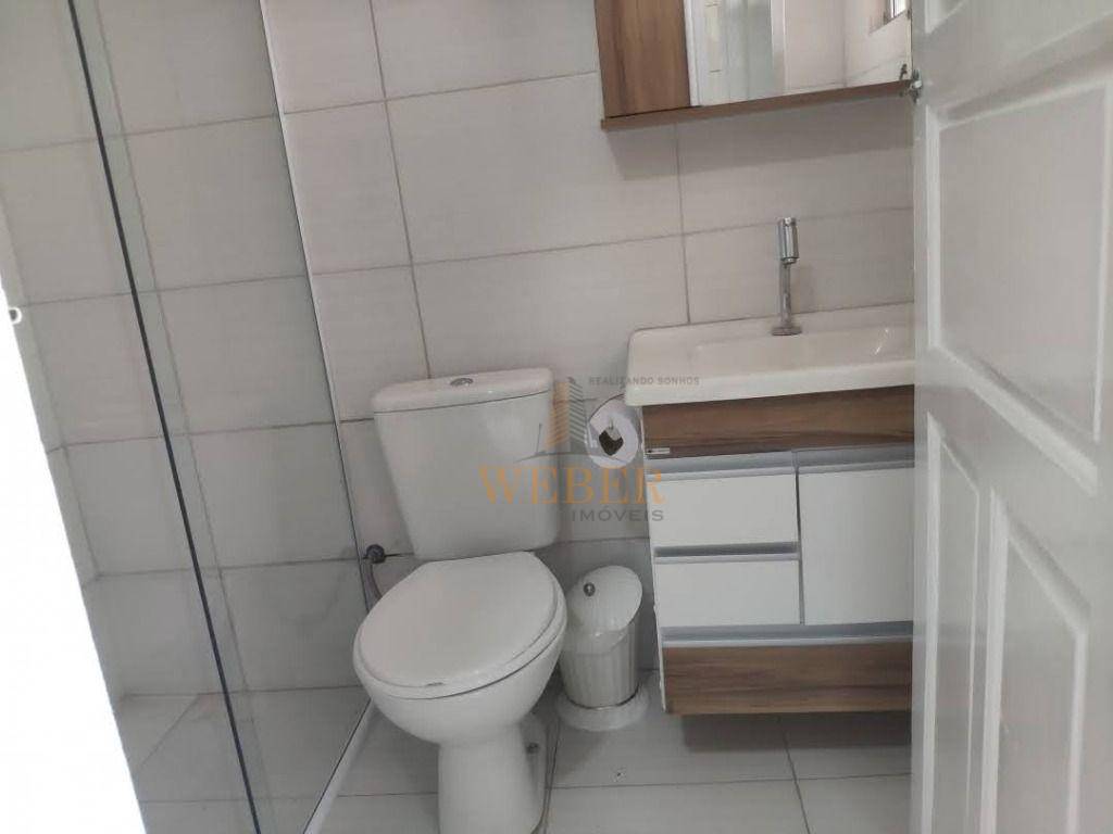 Casa à venda com 4 quartos, 120m² - Foto 25