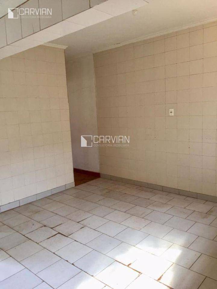 Casa à venda com 2 quartos, 70m² - Foto 14