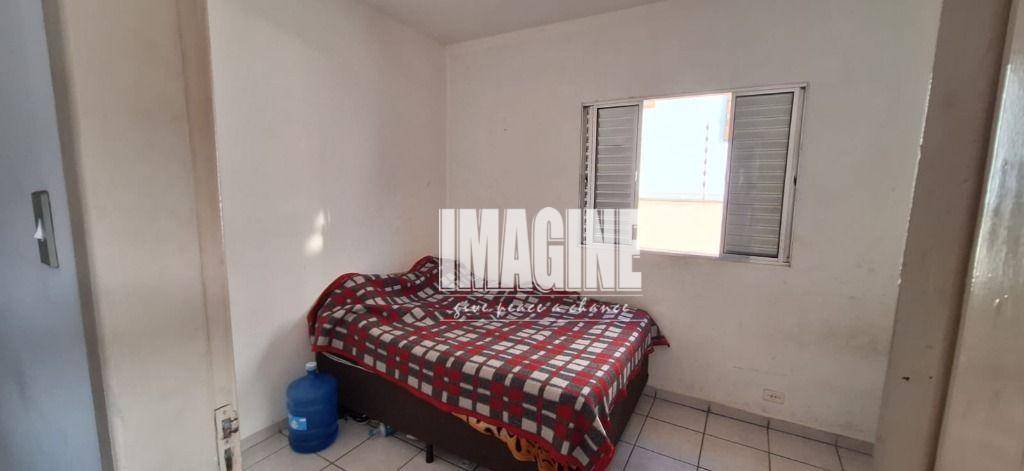 Sobrado à venda com 3 quartos, 200m² - Foto 23