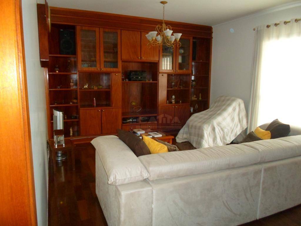 Apartamento à venda com 3 quartos, 190m² - Foto 1