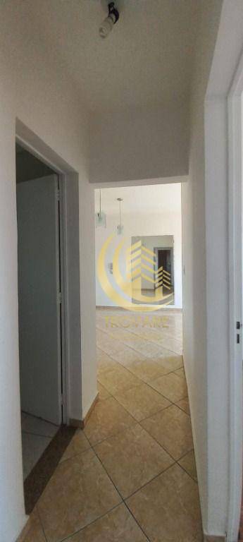 Apartamento à venda e aluguel com 2 quartos, 65m² - Foto 4