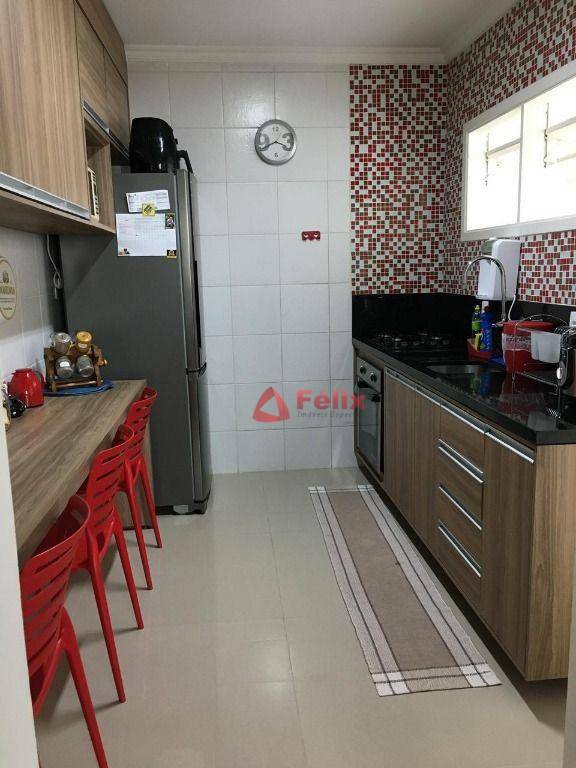 Apartamento à venda com 2 quartos, 61m² - Foto 1