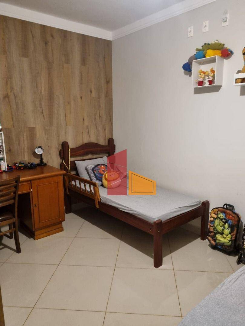 Casa à venda com 3 quartos, 195m² - Foto 19