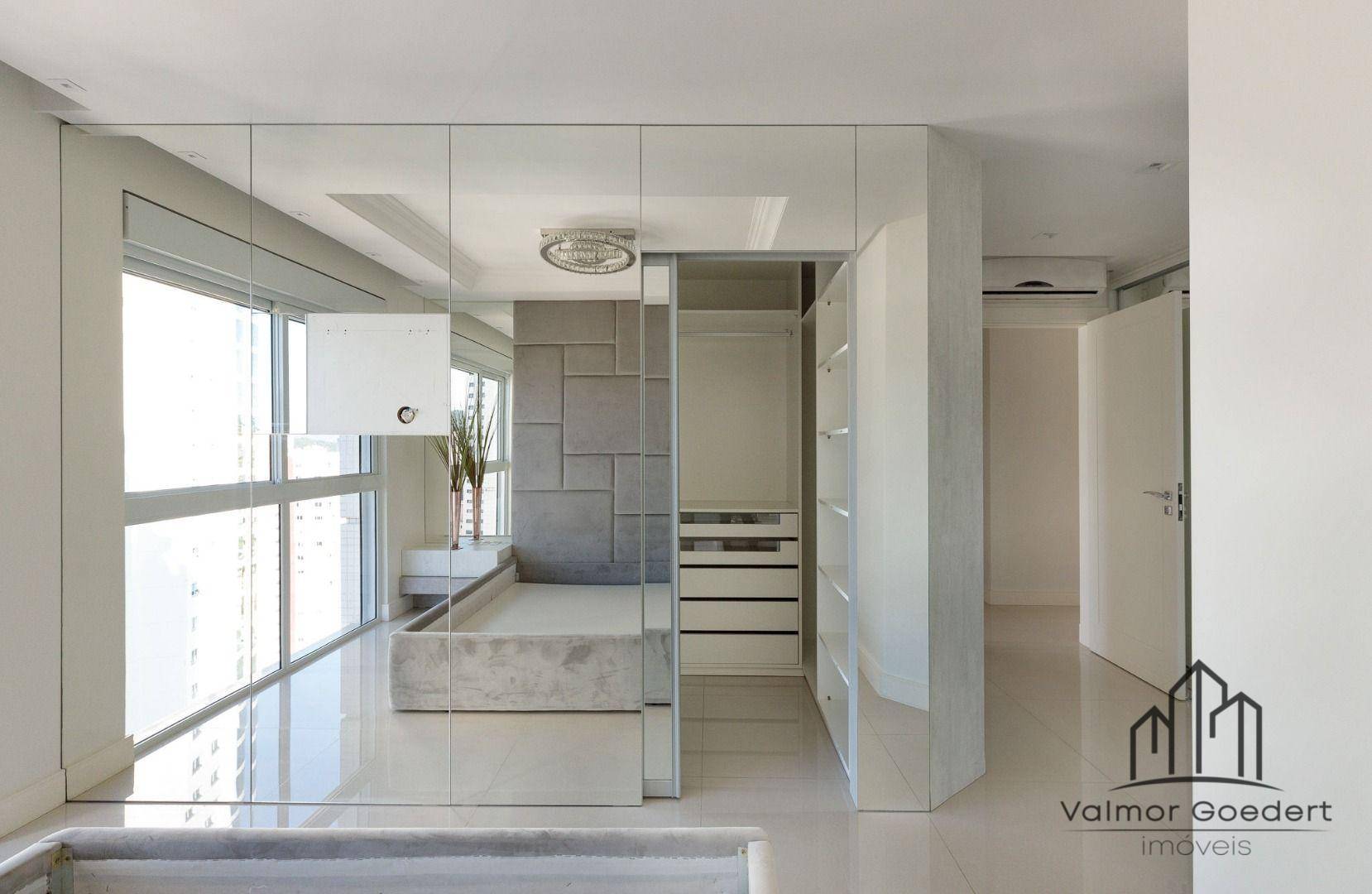 Apartamento à venda com 4 quartos, 167m² - Foto 20