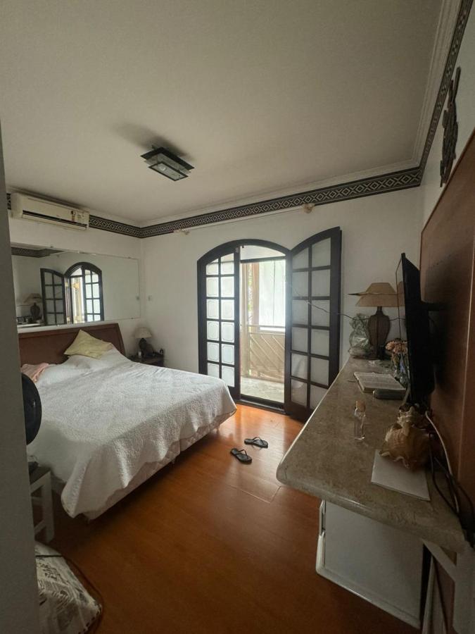 Casa de Condomínio para alugar com 4 quartos, 375m² - Foto 4