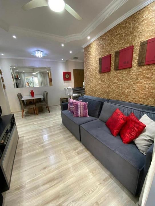 Apartamento à venda com 2 quartos, 72m² - Foto 3