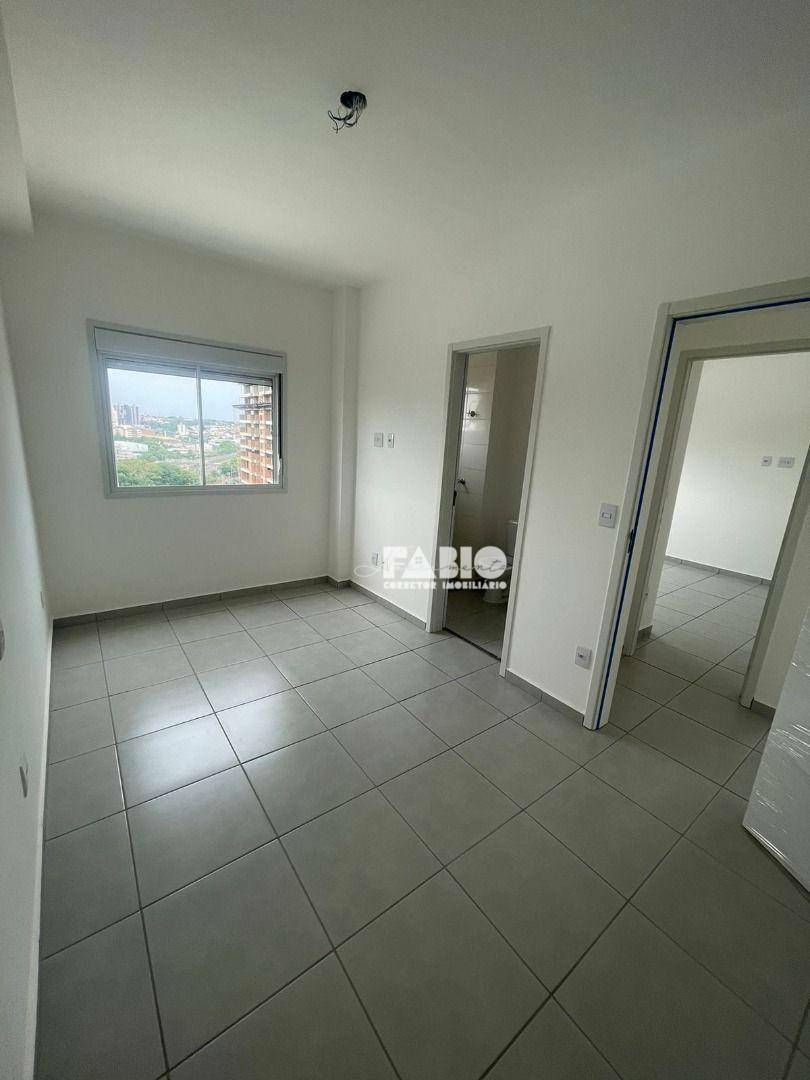 Apartamento à venda com 3 quartos, 76m² - Foto 8