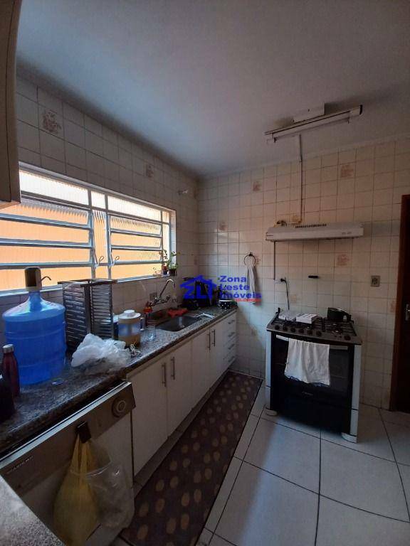 Sobrado à venda com 3 quartos, 220m² - Foto 47