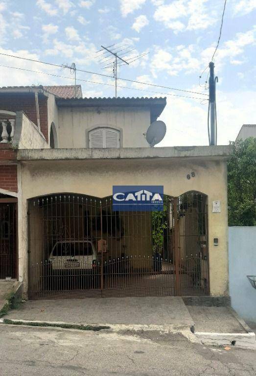 Sobrado à venda com 4 quartos, 130m² - Foto 1