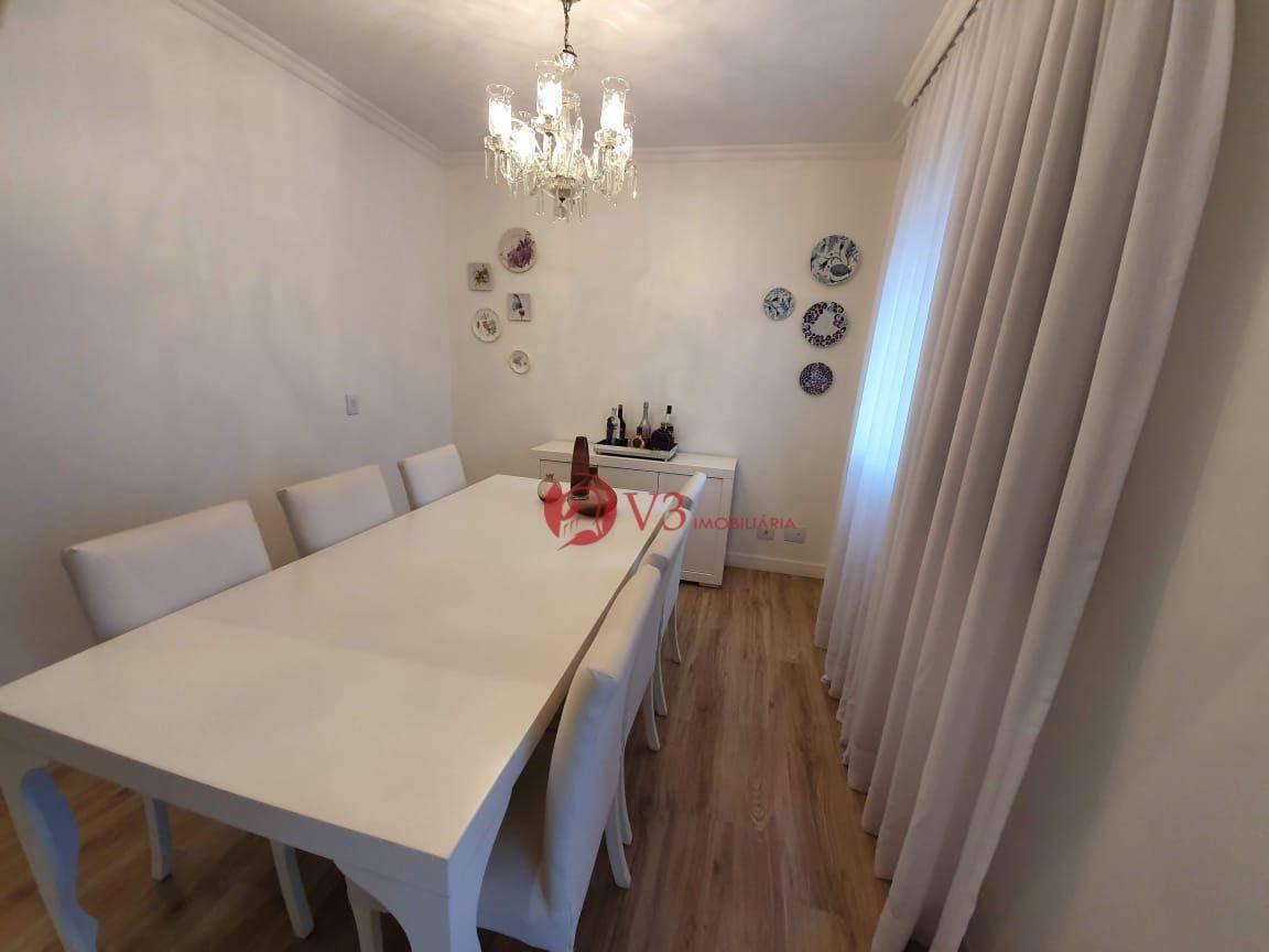 Apartamento à venda com 3 quartos, 137m² - Foto 10