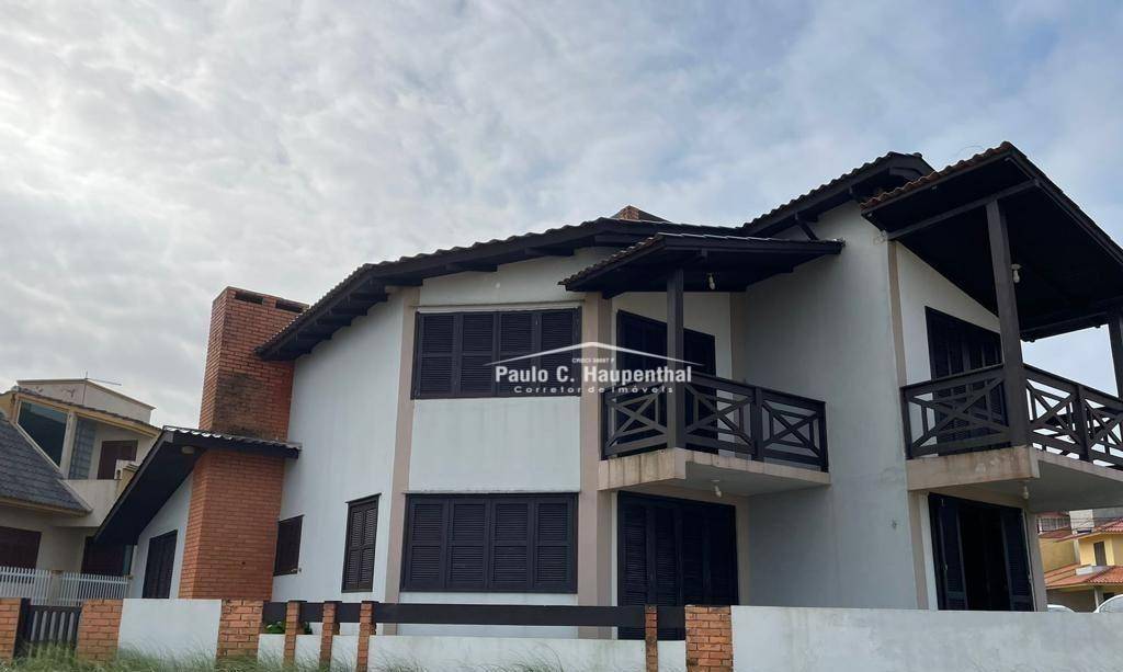 Casa à venda com 3 quartos, 190m² - Foto 2