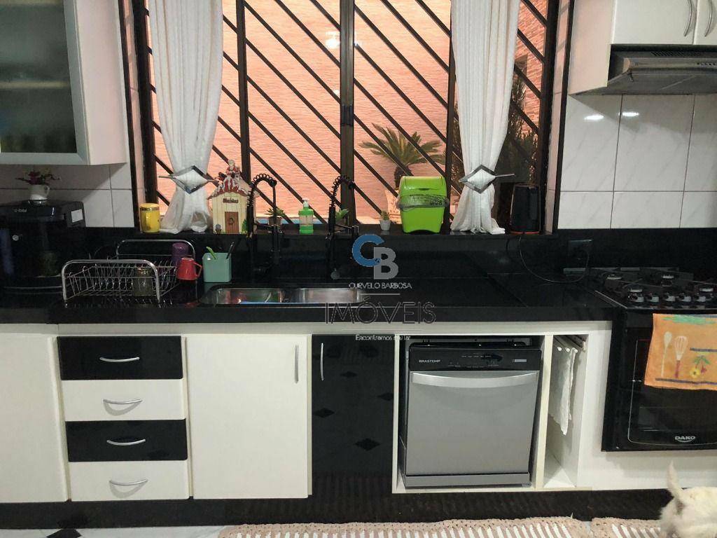 Sobrado à venda com 5 quartos, 420m² - Foto 23